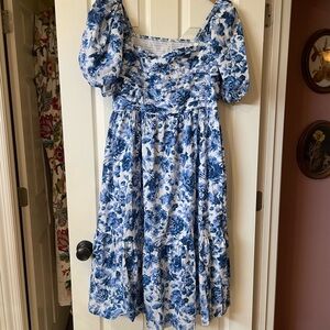 Abercrombie Emerson XL Blue and White Floral Puff Sleeve Midi Dress